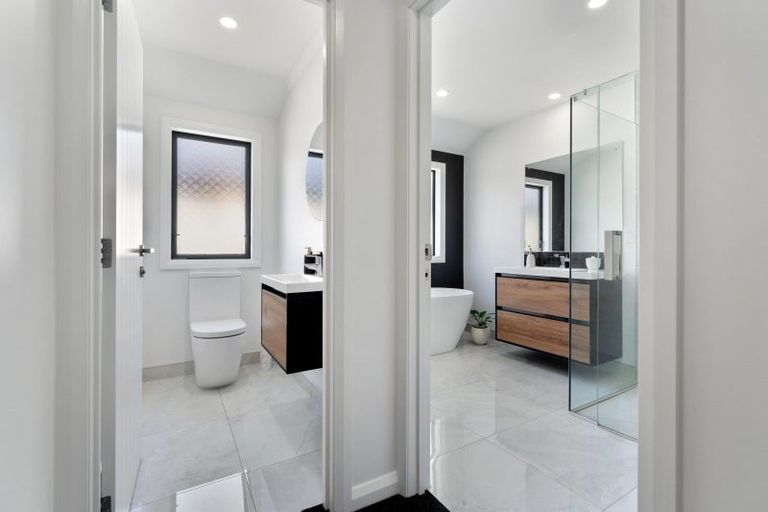 Photo of property in 25 Silicon Way, Fitzherbert, Palmerston North, 4410