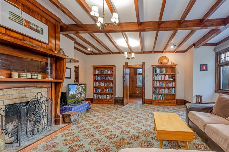 Photo of property in 27 High Street, Bulls, 4818