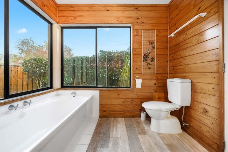 Photo of property in 9 Azimuth Place, Flagstaff, Hamilton, 3210