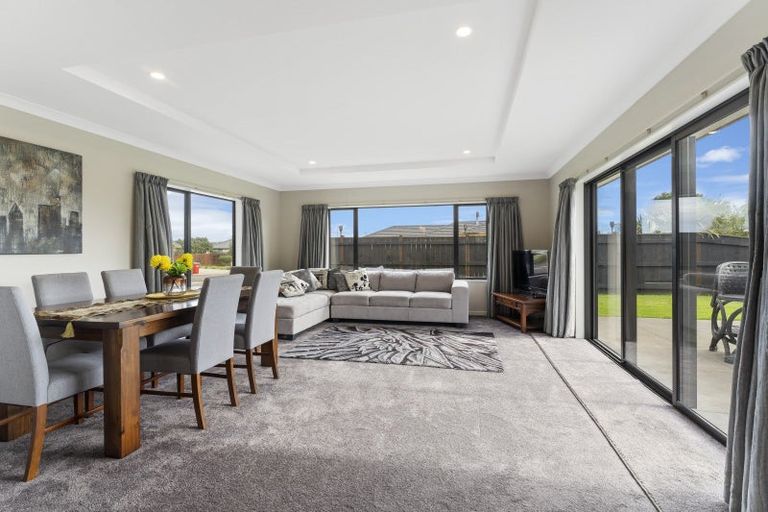 Photo of property in 5 Yusef Way, Levin, 5510