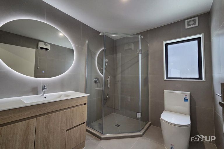 Photo of property in 79d Gallony Avenue, Massey, Auckland, 0614