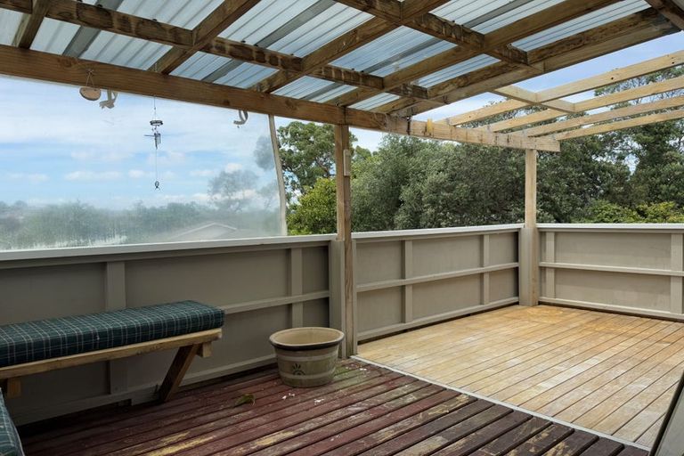 Photo of property in 7 Hilling Street, Titirangi, Auckland, 0604