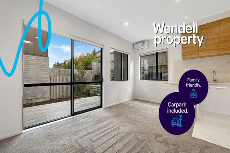 Photo of property in 140 Tiriwa Drive, Massey, Auckland, 0614