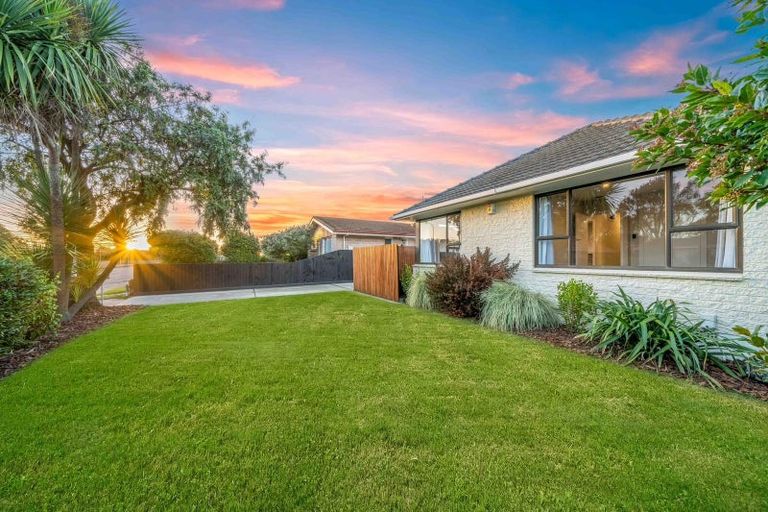 Photo of property in 60 Blankney Street, Hornby, Christchurch, 8042