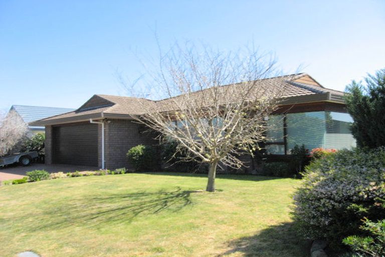 Photo of property in 31 Hadleigh Court, Paraparaumu, 5032