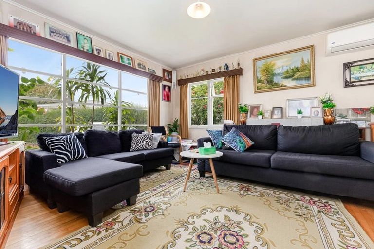 Photo of property in 16 Fleming Street, Mangere East, Auckland, 2024