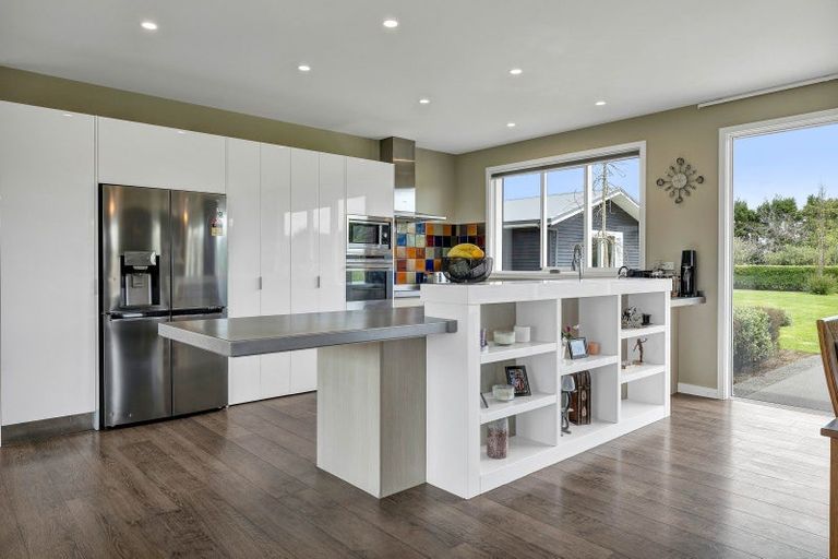 Photo of property in 50a Richmond Road, Brixton, New Plymouth, 4373