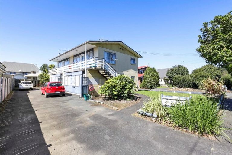 Photo of property in 226 Old Farm Road, Hamilton East, Hamilton, 3216