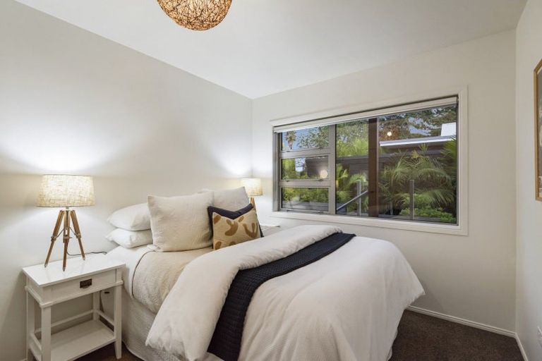 Photo of property in 1/41 Wright Road, Point Chevalier, Auckland, 1022