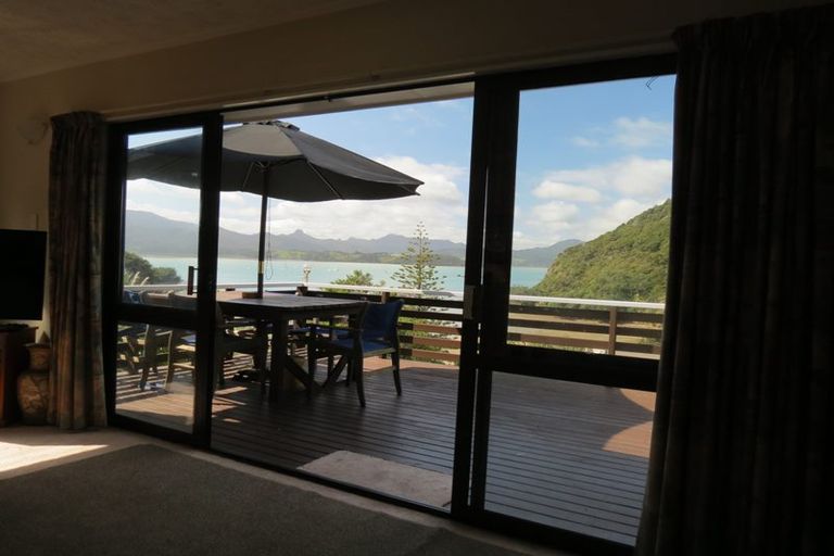 Photo of property in 2385 Wyuna Bay Road, Wyuna Bay, Coromandel, 3581