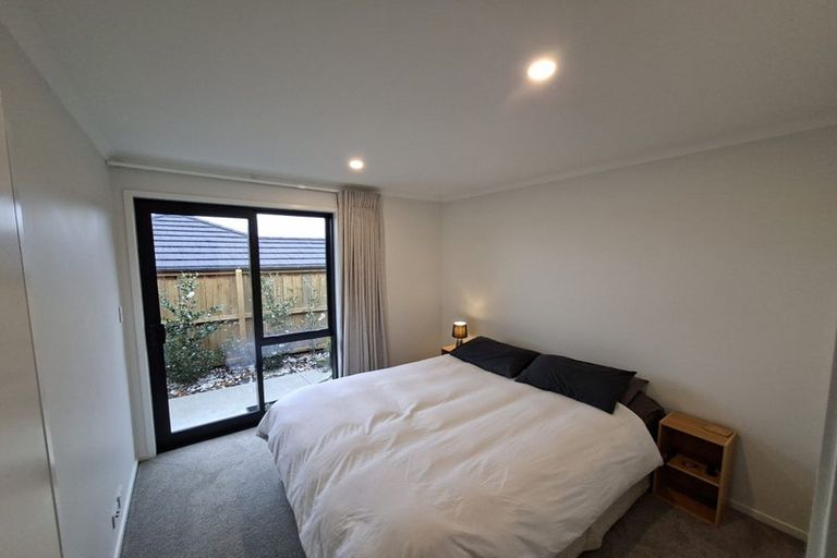 Photo of property in 8 Routeburn Lane, Karaka, Papakura, 2124