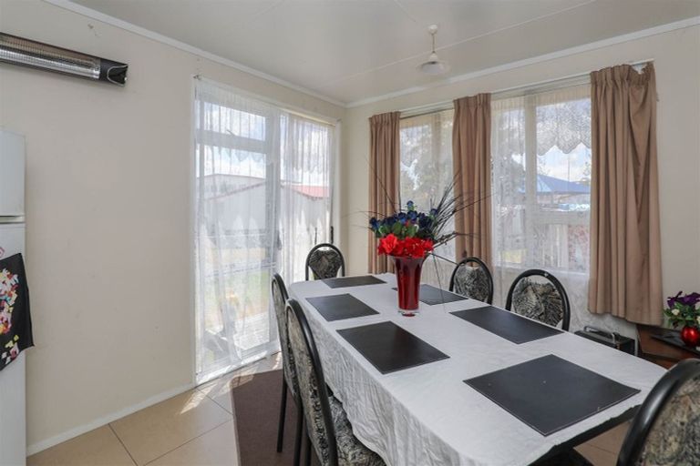 Photo of property in 10 Hall Street, Huntly, 3700