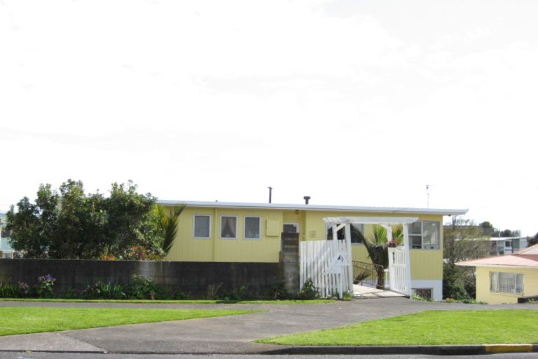 Photo of property in 35 Murray Street, Bell Block, New Plymouth, 4312