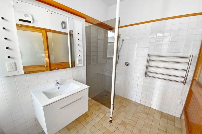 Photo of property in 56 Bristol Street, St Albans, Christchurch, 8014