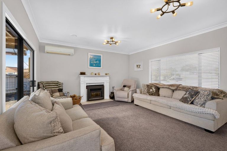 Photo of property in 12 Wainscott Street, Greenmeadows, Napier, 4112