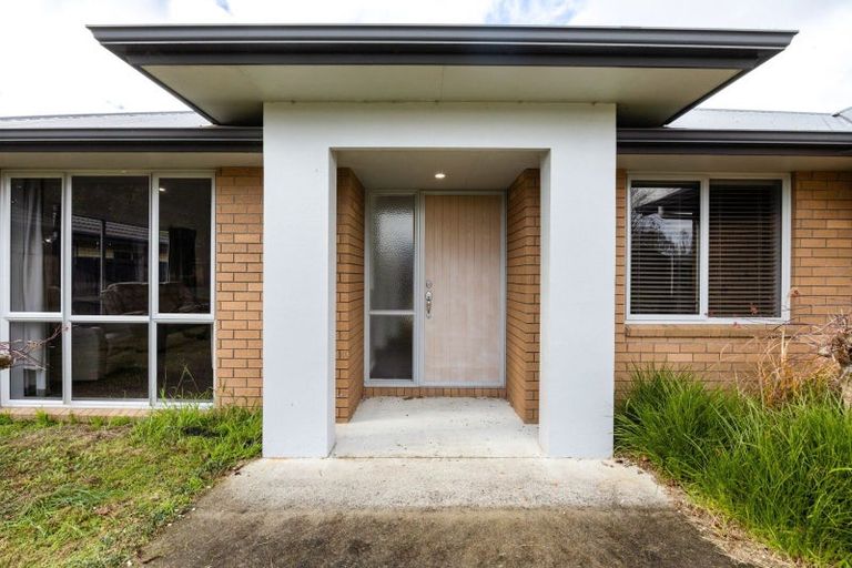 Photo of property in 59 Wiltshire Drive, Huntington, Hamilton, 3210