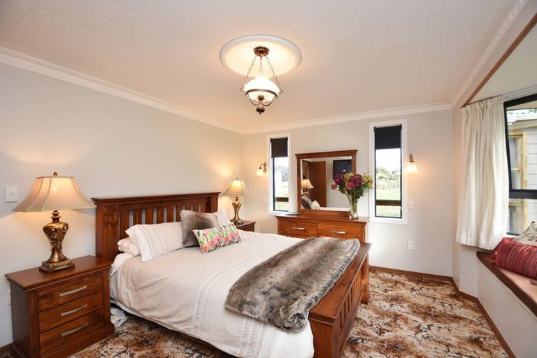 Photo of property in 98 Matua Road, Otatara, Invercargill, 9879