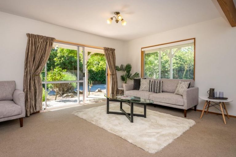 Photo of property in 28a Grassmere Street, Papanui, Christchurch, 8052
