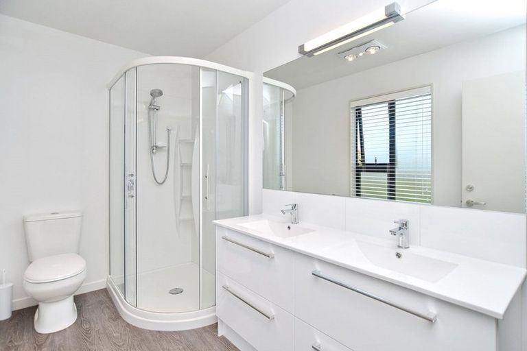 Photo of property in 12 Ardnave Lane, Broomfield, Christchurch, 8042