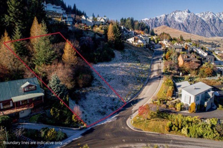 Photo of property in 11 Belfast Terrace, Queenstown, 9300