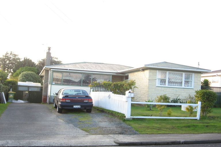 Photo of property in 2 Grebe Street, Manurewa, Auckland, 2102