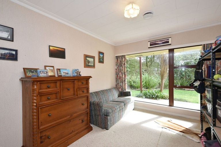 Photo of property in 44 Awarua Road, Otatara, Invercargill, 9879
