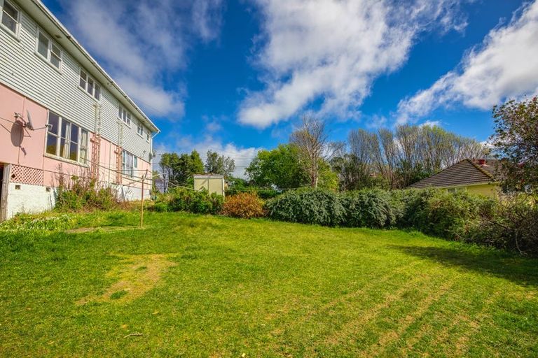 Photo of property in 71-73 Leicester Street, Cannons Creek, Porirua, 5024