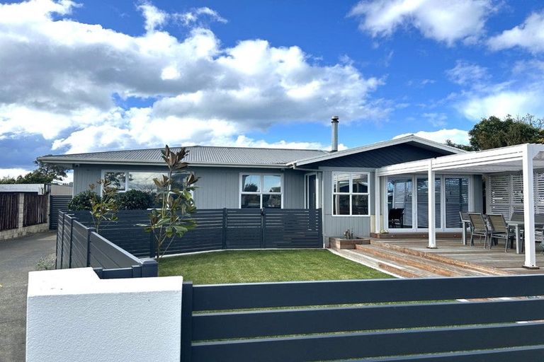Photo of property in 18 Southwark Avenue, Tamatea, Napier, 4112