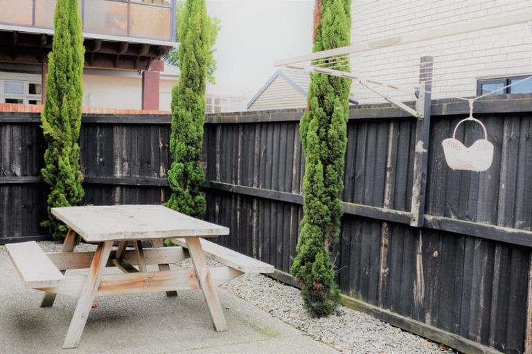 Photo of property in 42a Maxwell Street, Riccarton, Christchurch, 8041