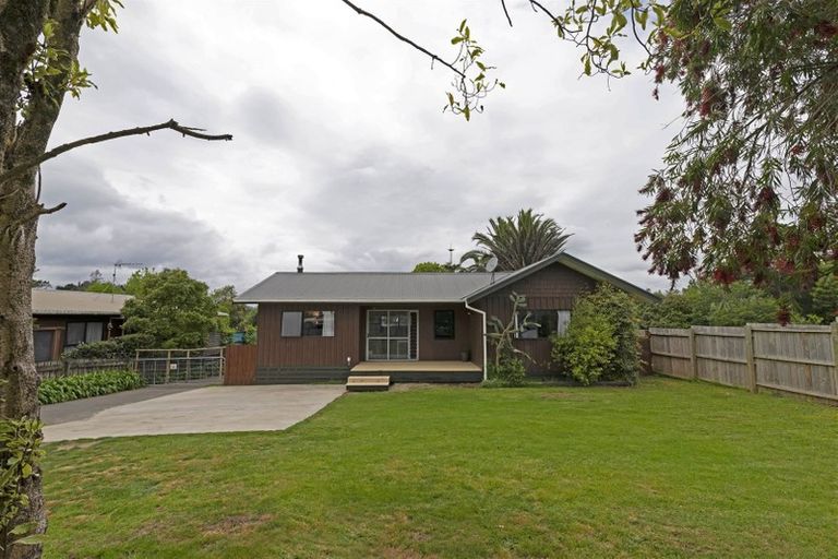 Photo of property in 14 Waimauku Station Road, Waimauku, 0812