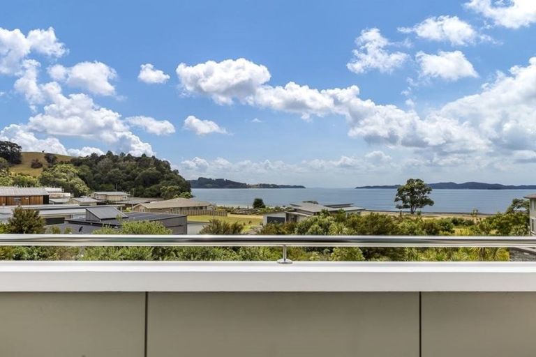 Photo of property in 23 Little Compton Mews, Snells Beach, 0920