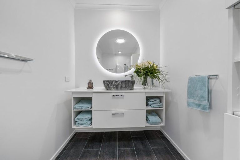 Photo of property in 1057 Junction Road, Egmont Village, New Plymouth, 4372