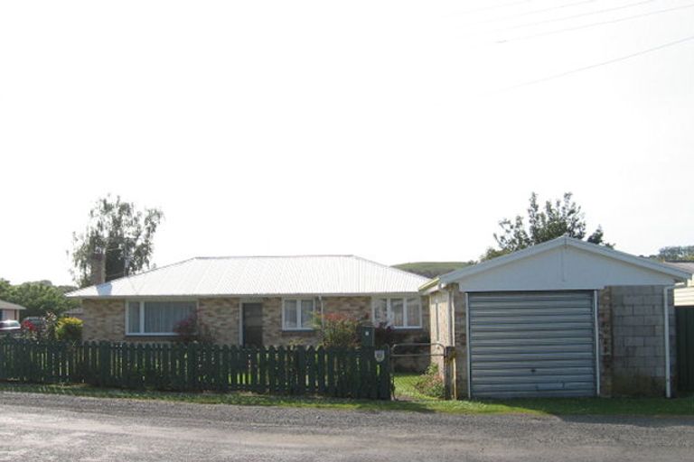 Photo of property in 2 Kiwi Street, Piopio, 3912