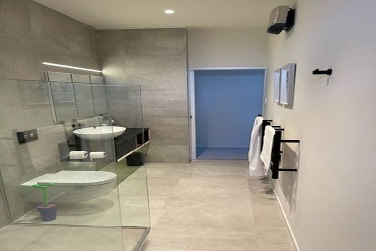 Photo of property in 1/49 Lake View Road, Takapuna, Auckland, 0622