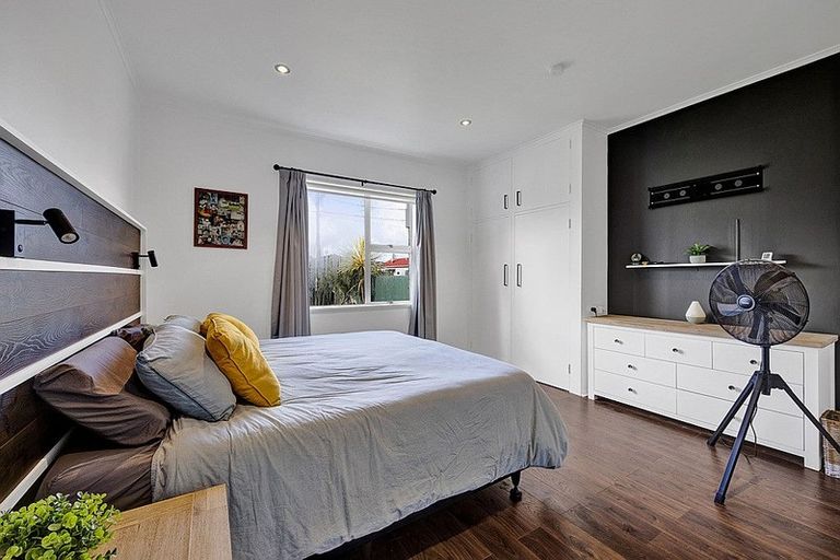 Photo of property in 13 Collins Street, Hawera, 4610