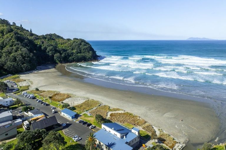 Photo of property in 10b Beach Road, Waihi Beach, 3611