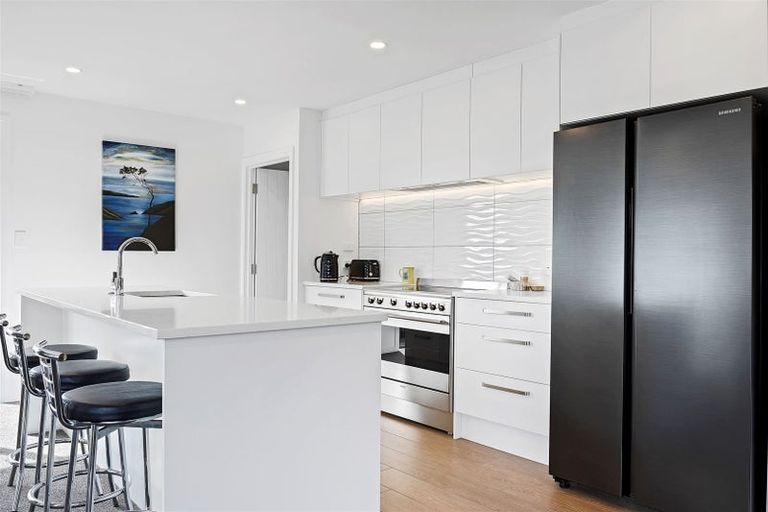 Photo of property in 45 Mcquillan Avenue, Woodend, 7610