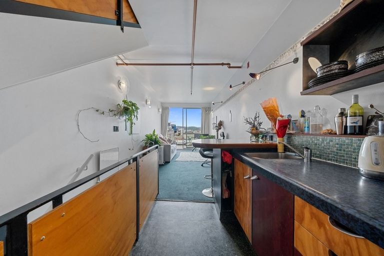 Photo of property in Qba Apartments, 4l/51 Webb Street, Mount Cook, Wellington, 6011