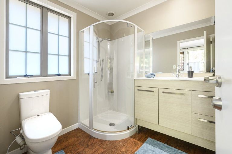 Photo of property in 1 Tarn Close, Pyes Pa, Tauranga, 3112