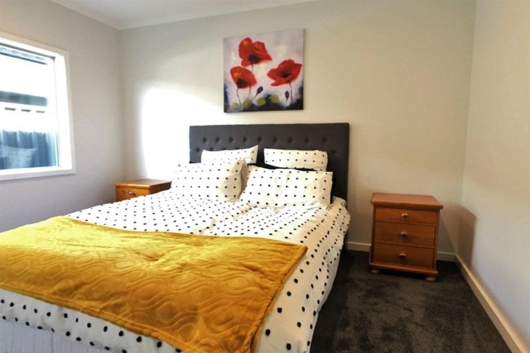 Photo of property in 16 Manganui Place, Te Awa, Napier, 4110