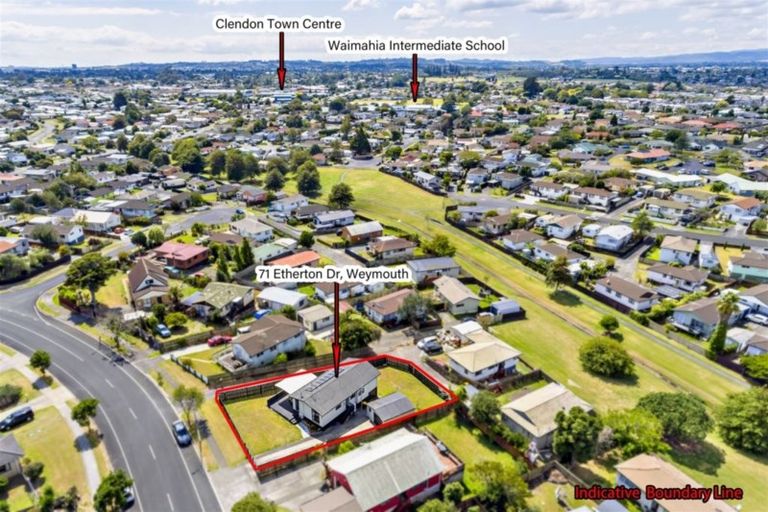 Photo of property in 71 Etherton Drive, Weymouth, Auckland, 2103