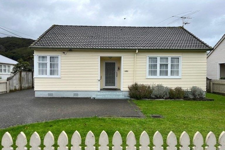 Photo of property in 12 Rumgay Street, Fairfield, Lower Hutt, 5011