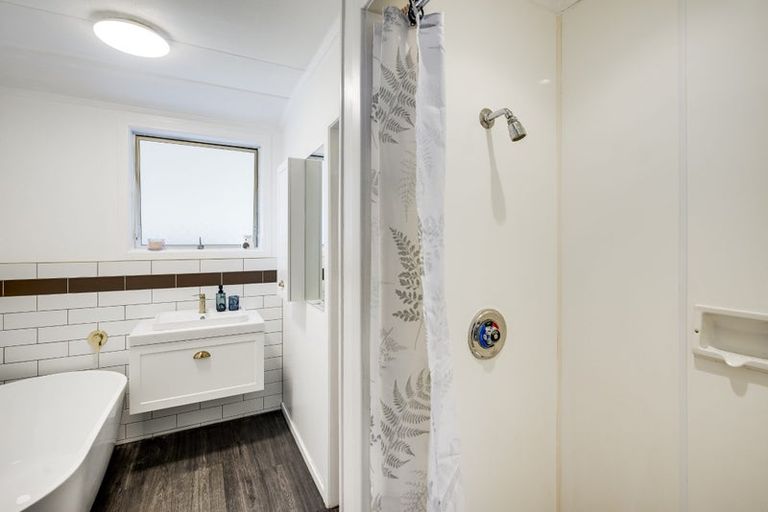 Photo of property in 165 Flaxmere Avenue, Flaxmere, Hastings, 4120