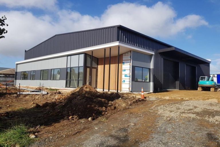 Photo of property in The Rise, 5 Hatfield Place, Albany Heights, Auckland, 0632