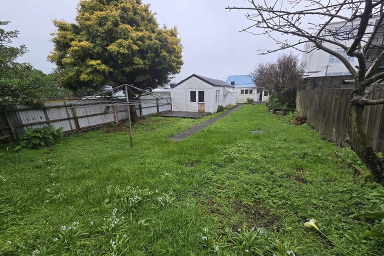 Photo of property in 20 Rhodes Street, Newtown, Wellington, 6021