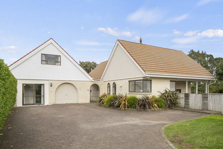 Photo of property in 288e Mangorei Road, Merrilands, New Plymouth, 4312
