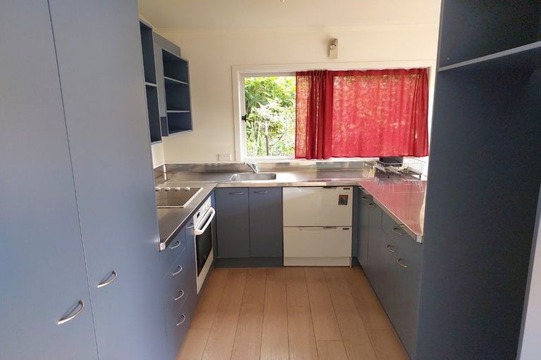 Photo of property in 57 Knights Road, Rothesay Bay, Auckland, 0630