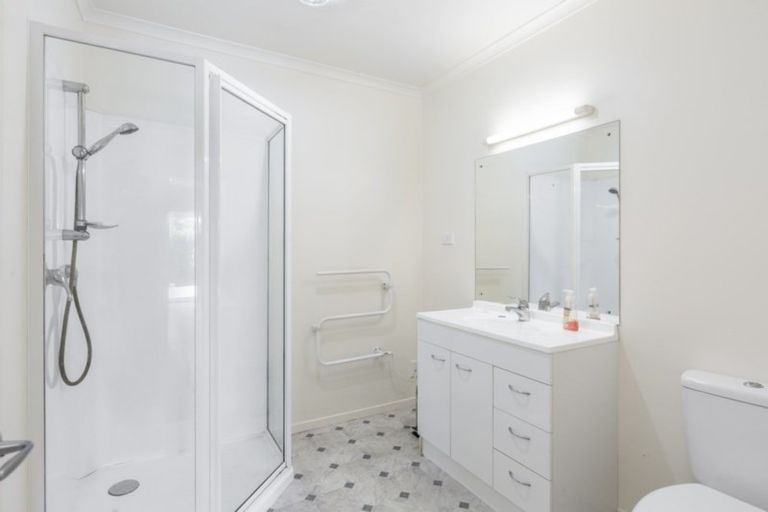 Photo of property in 55 Tindalls Bay Road, Tindalls Beach, Whangaparaoa, 0930