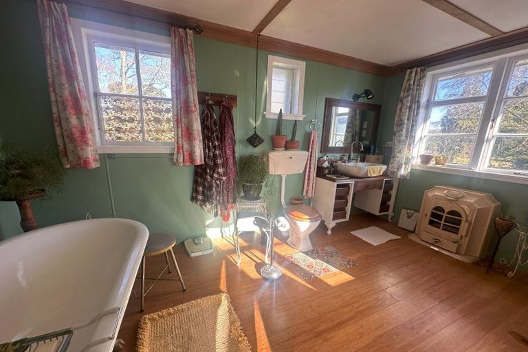 Photo of property in 30 Huia Street, Ohura, 3926