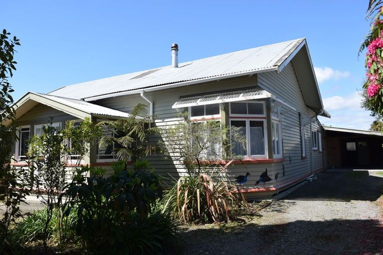 Photo of property in 88 Davie Street, Hokitika, 7810